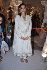 Nargis Fakhri at Andheri ka Raja in Mumbai on 28th Sept 2012 (71).JPG